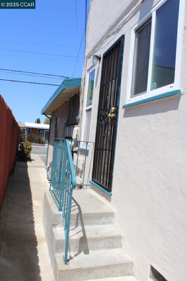 Building Photo - 4208 Nevin Ave
