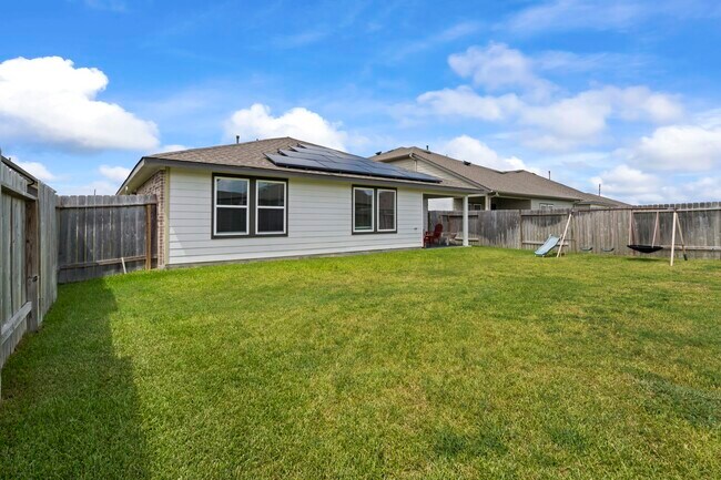 Building Photo - 302 Dusty Bridle Ln