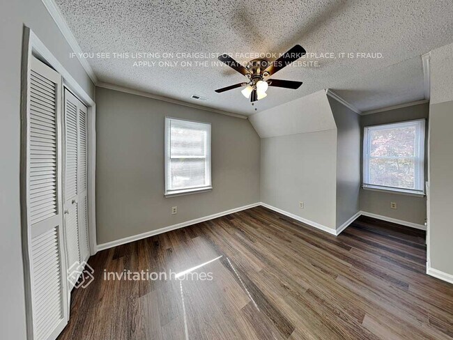 Building Photo - 300 Southland Rd