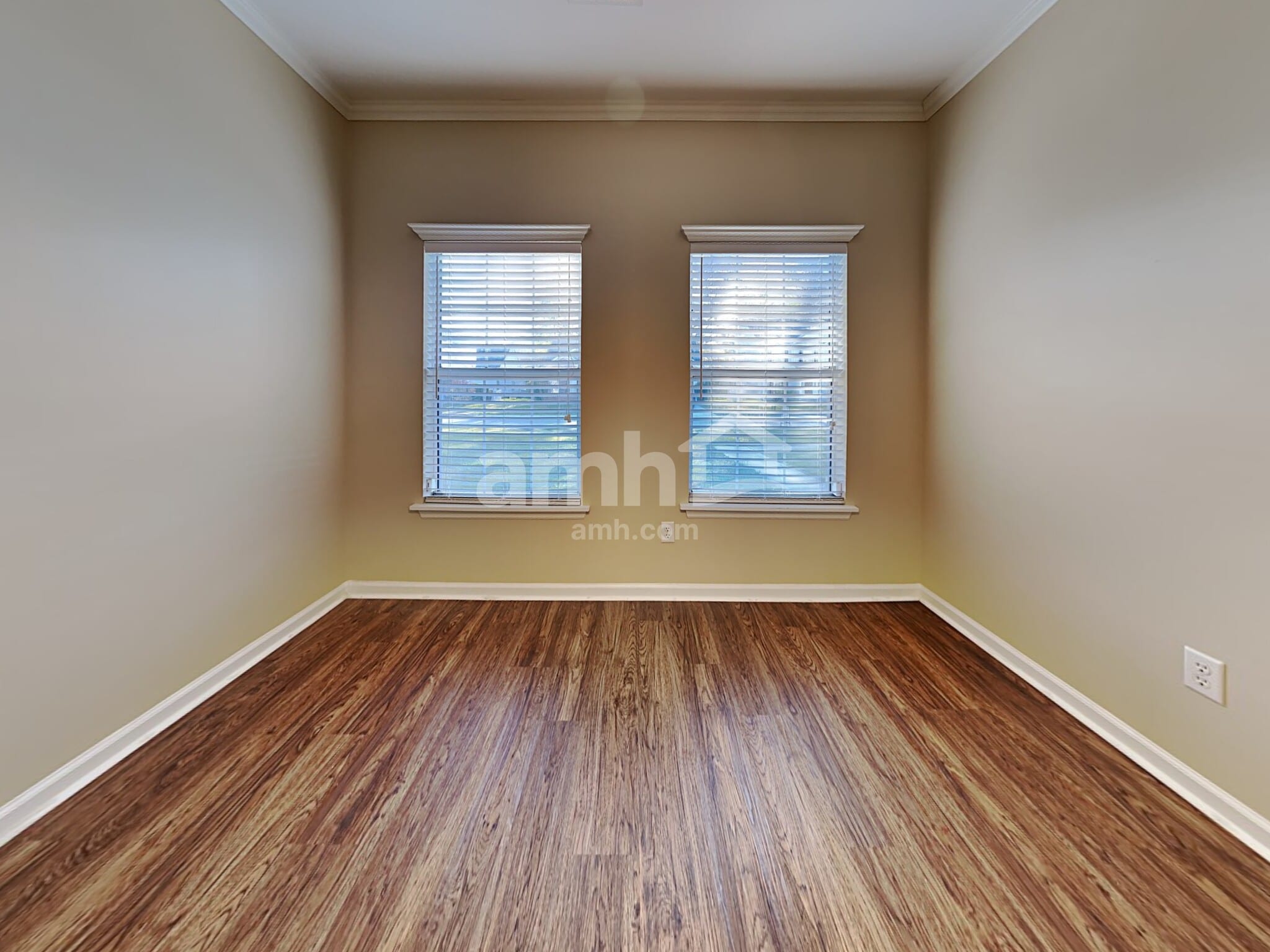 Building Photo - 2749 Palmetto Hall Blvd