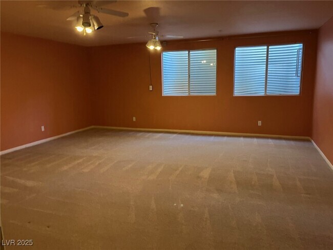 Building Photo - 8640 Castle Hill Ave