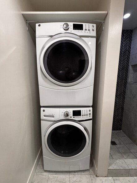In-Unit Laundry - 5830 Benner St