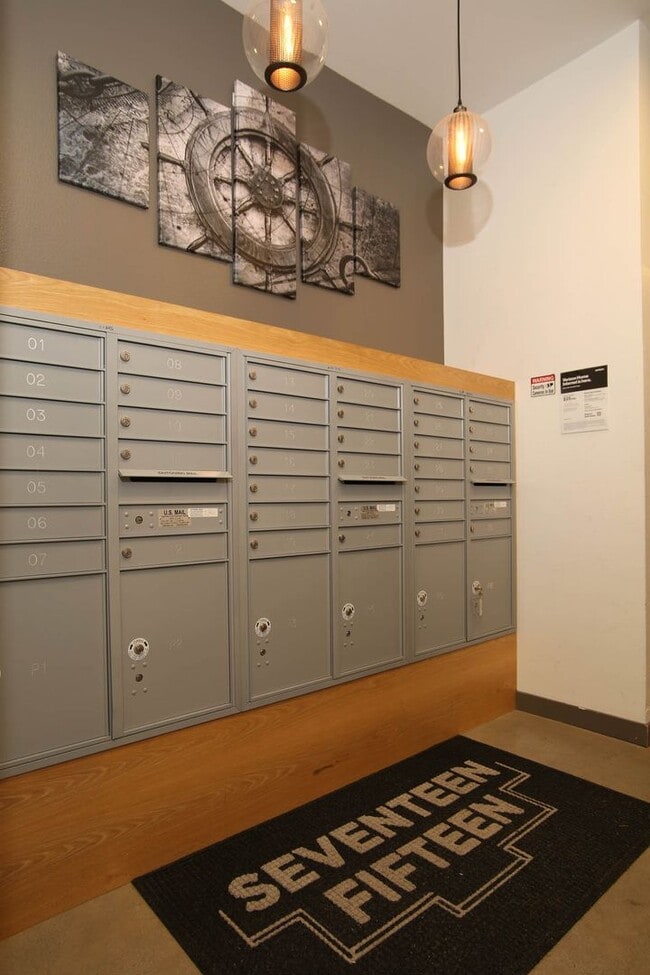 Interior Photo - Seventeen Fifteen