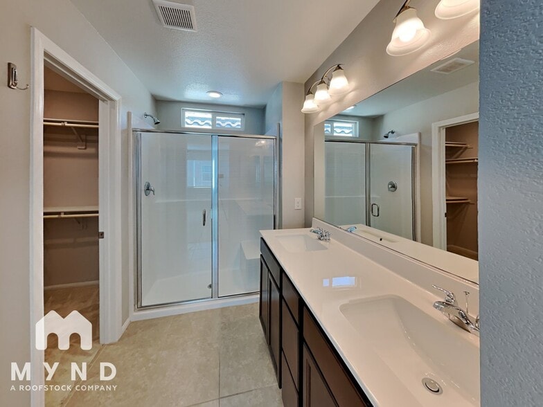 Building Photo - 6646 Evander St