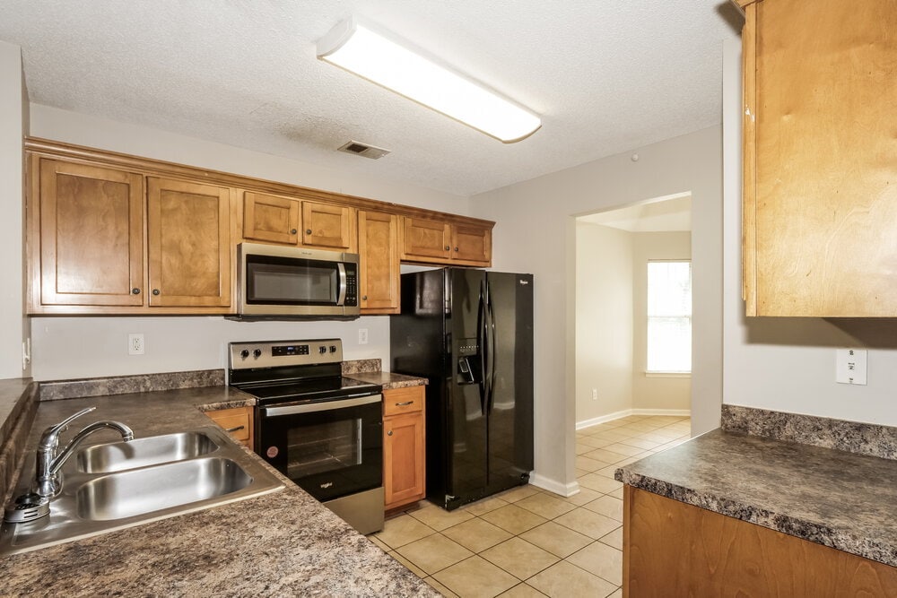 Building Photo - 9908 Tremont Dr