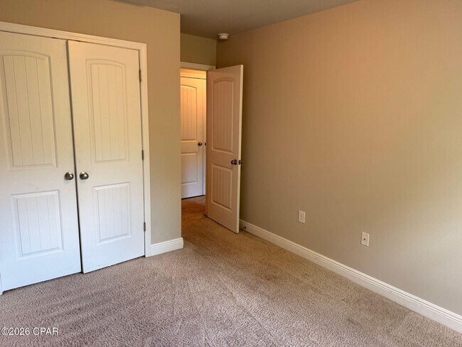 Building Photo - 5972 Callaway Cir