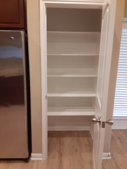 Building Photo - 1112 Greyback Dr