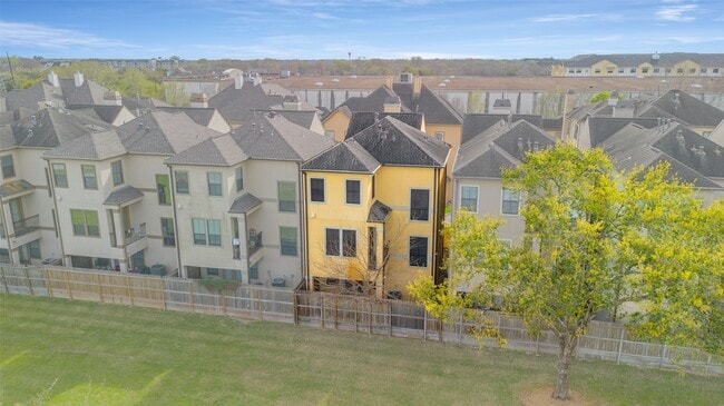 Building Photo - 3022 Orchard Ct