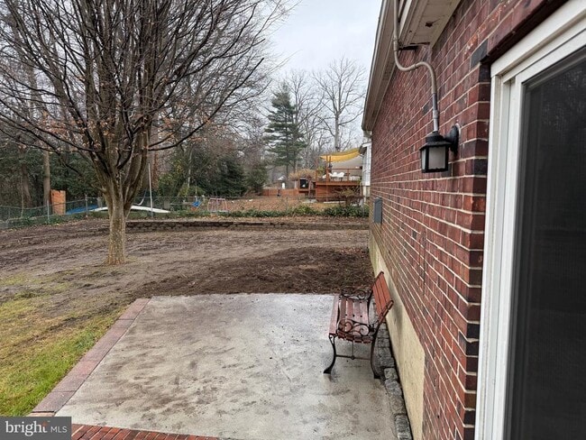 Building Photo - 448 Lake Ave