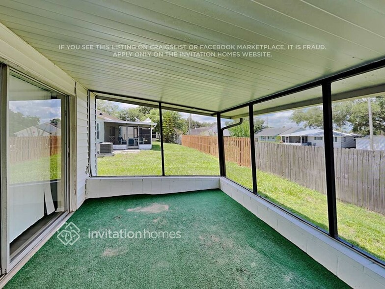Building Photo - 6151 Morningdale Ave