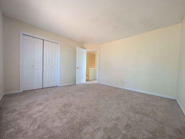 Building Photo - 2155 Southbrook Ridge NW