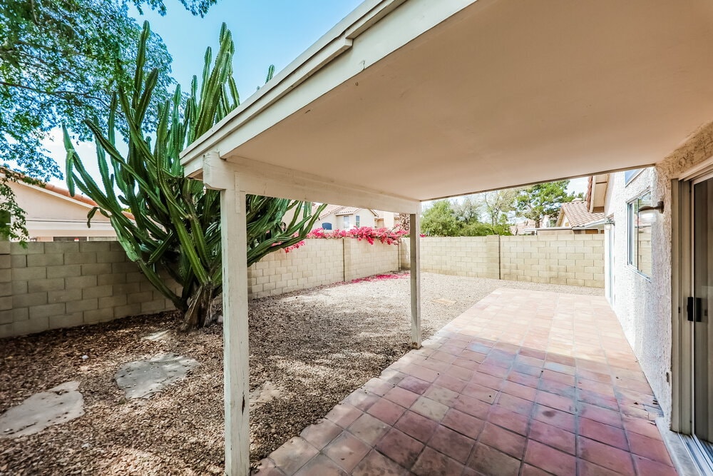 Building Photo - 1327 E Muriel Dr