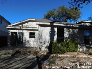 Building Photo - 9231 Foxgrove Way