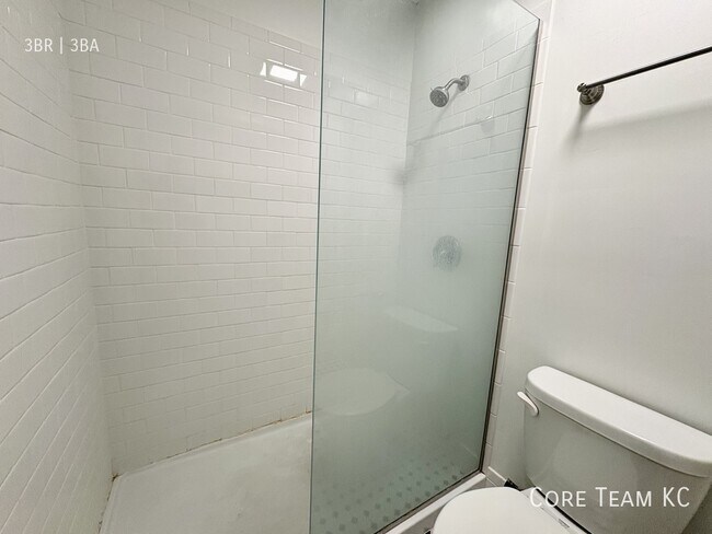 Building Photo - 4420 Jarboe St