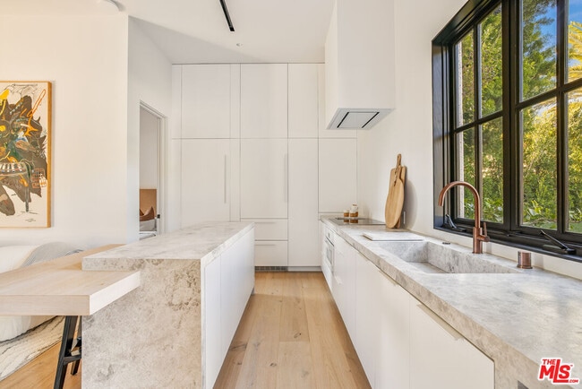 Building Photo - 24824 Pacific Coast Hwy