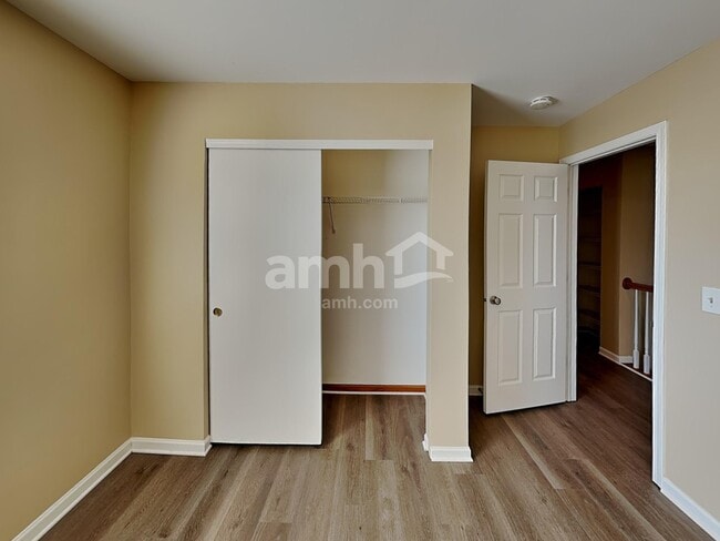 Building Photo - 2200 Brindlewood Dr