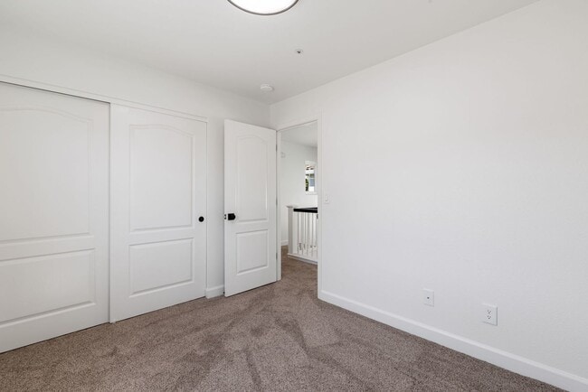 Building Photo - Las Palmas Complete Remodel