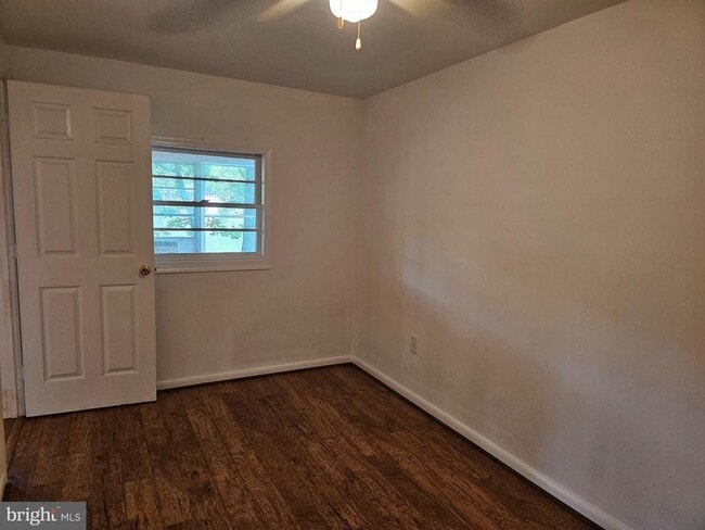 Building Photo - 505 Avalon Dr