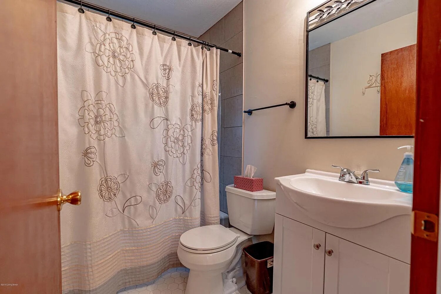 Building Photo - 9602 Shoshone way