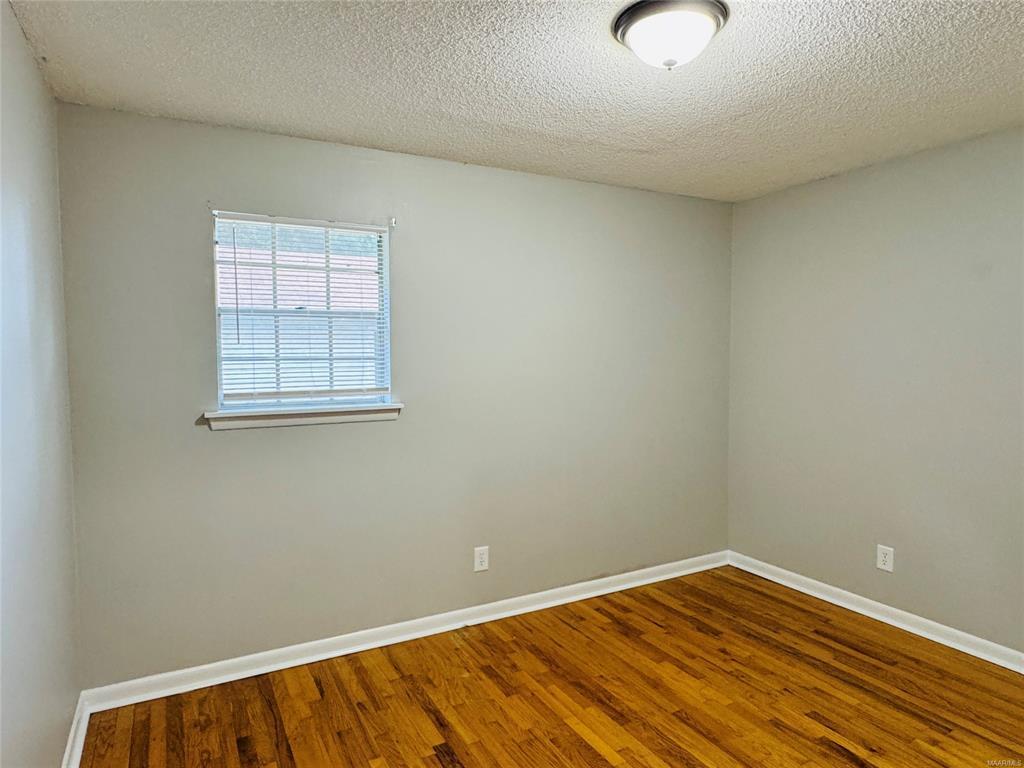 Building Photo - 1619 Yancey Ave