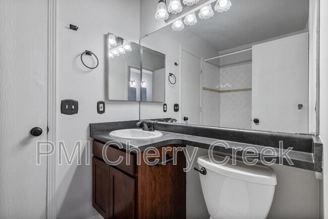 Building Photo - 11634 E Bayaud Dr