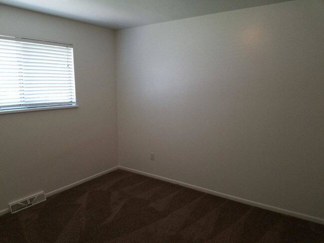 Building Photo - 2813 Shoal Cir