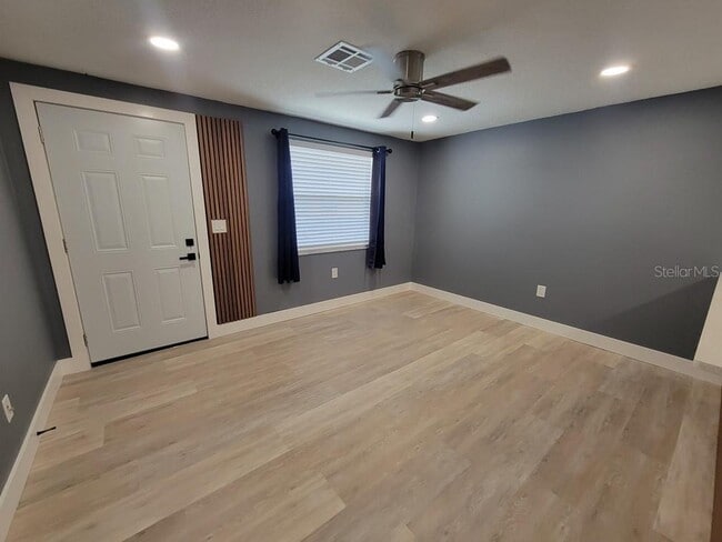 Building Photo - 4944 Elkner St