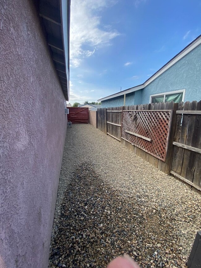 Building Photo - Updated 3 Bedroom Cypress House w/ Office ...