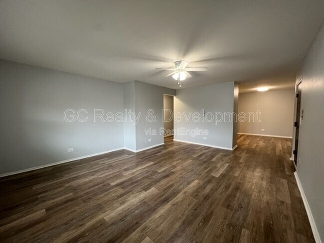 Building Photo - 312 N Warwick Ave