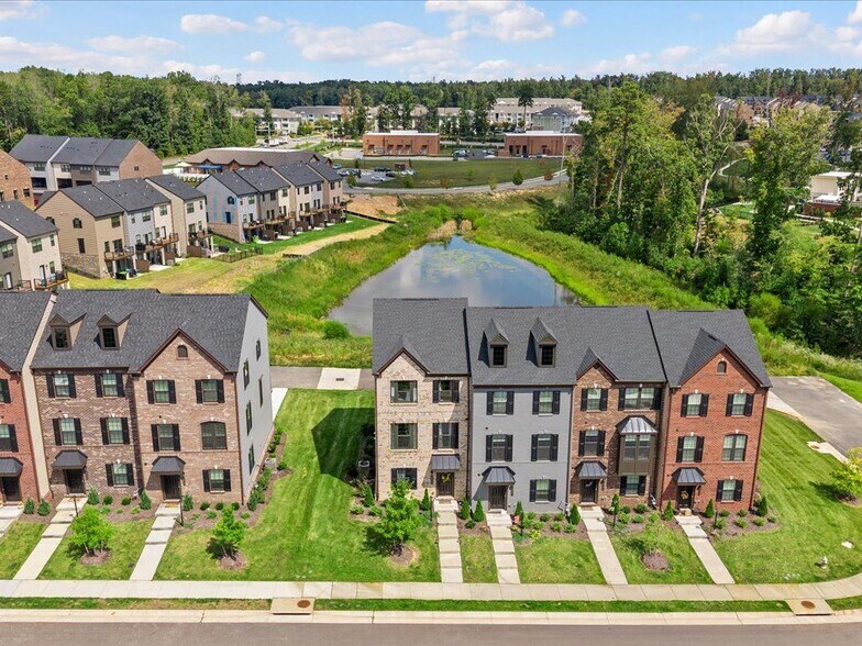 Building Photo - 14018 Millpointe Rd