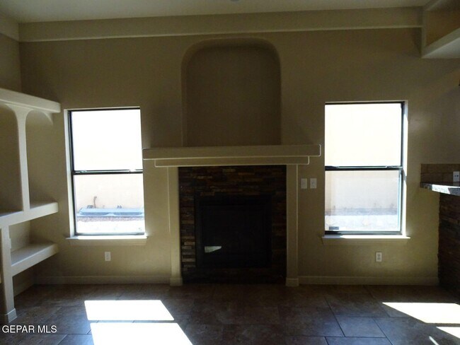 Building Photo - 3309 Garden Point Dr