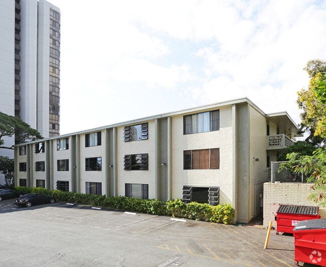 Primary Photo - Nuuanu Terrace