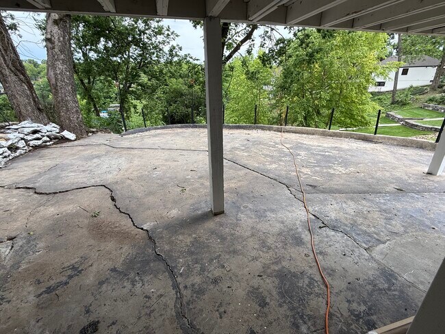 Building Photo - Lotawana Lakehouse