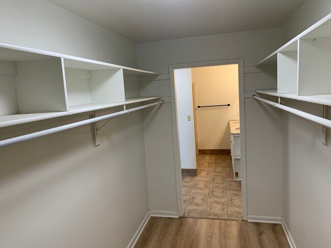 Building Photo - 1026 N 1100 W