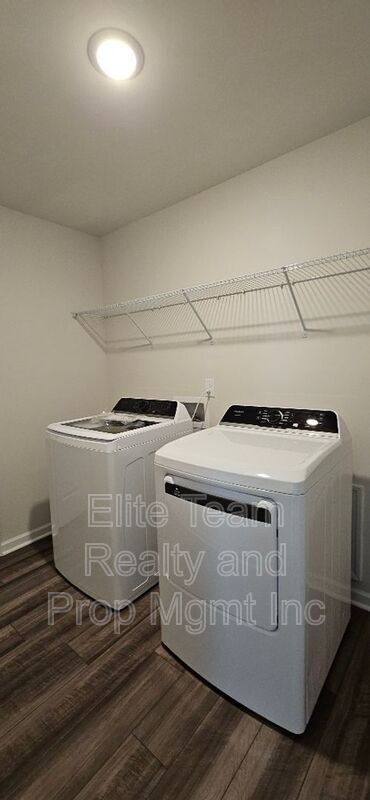 Building Photo - 1615 Cannonball Ln