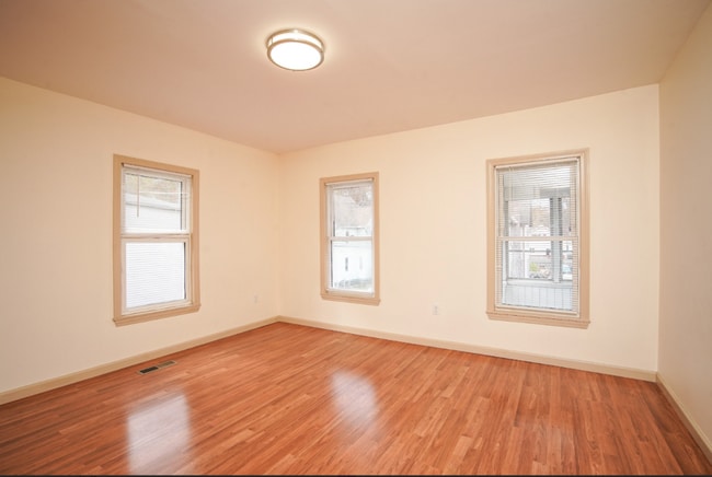 Building Photo - 57 Worthen St