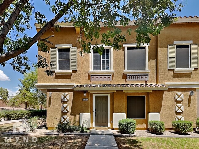 Primary Photo - 4304 E Jasper Dr