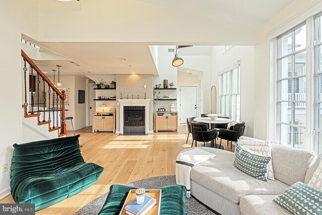 Building Photo - 3350 17th St NW