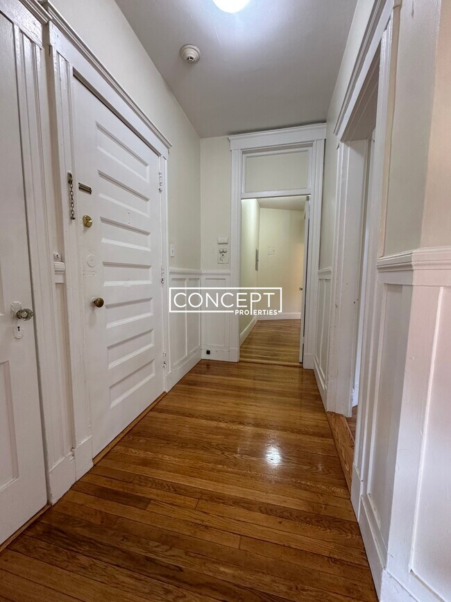 Building Photo - 1788 Beacon St