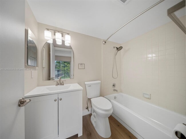 Building Photo - 151 SW 135th Terrace