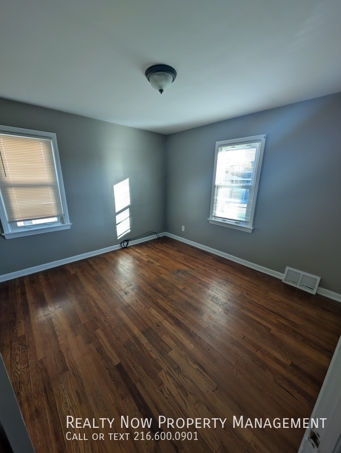 Building Photo - 14804 Rockside Rd