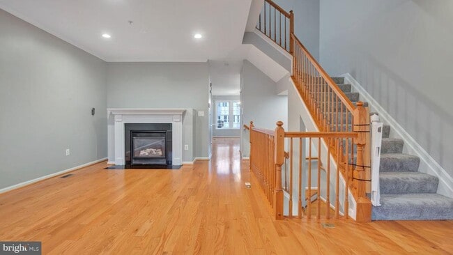 Building Photo - 2453 Cheyenne Dr
