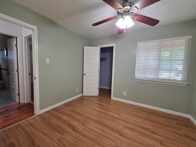 Building Photo - 3340 Clarksburg Dr