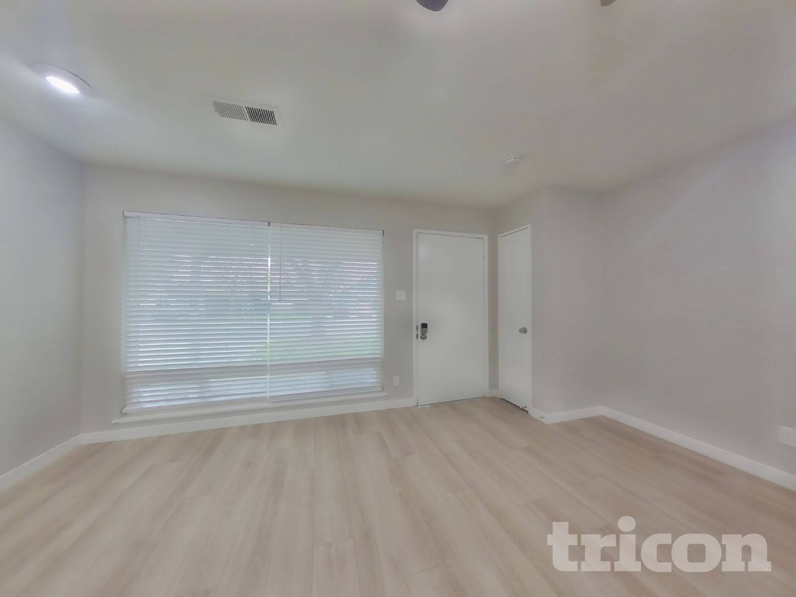 Building Photo - 126 Frost Dr