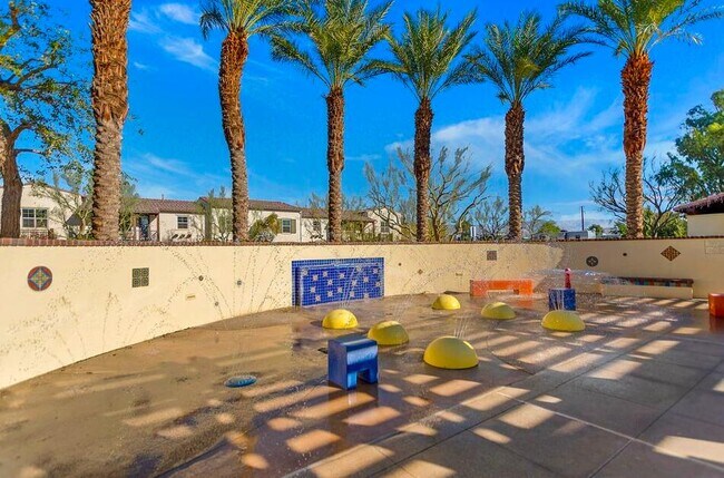 Building Photo - 262 Paseo Gregario