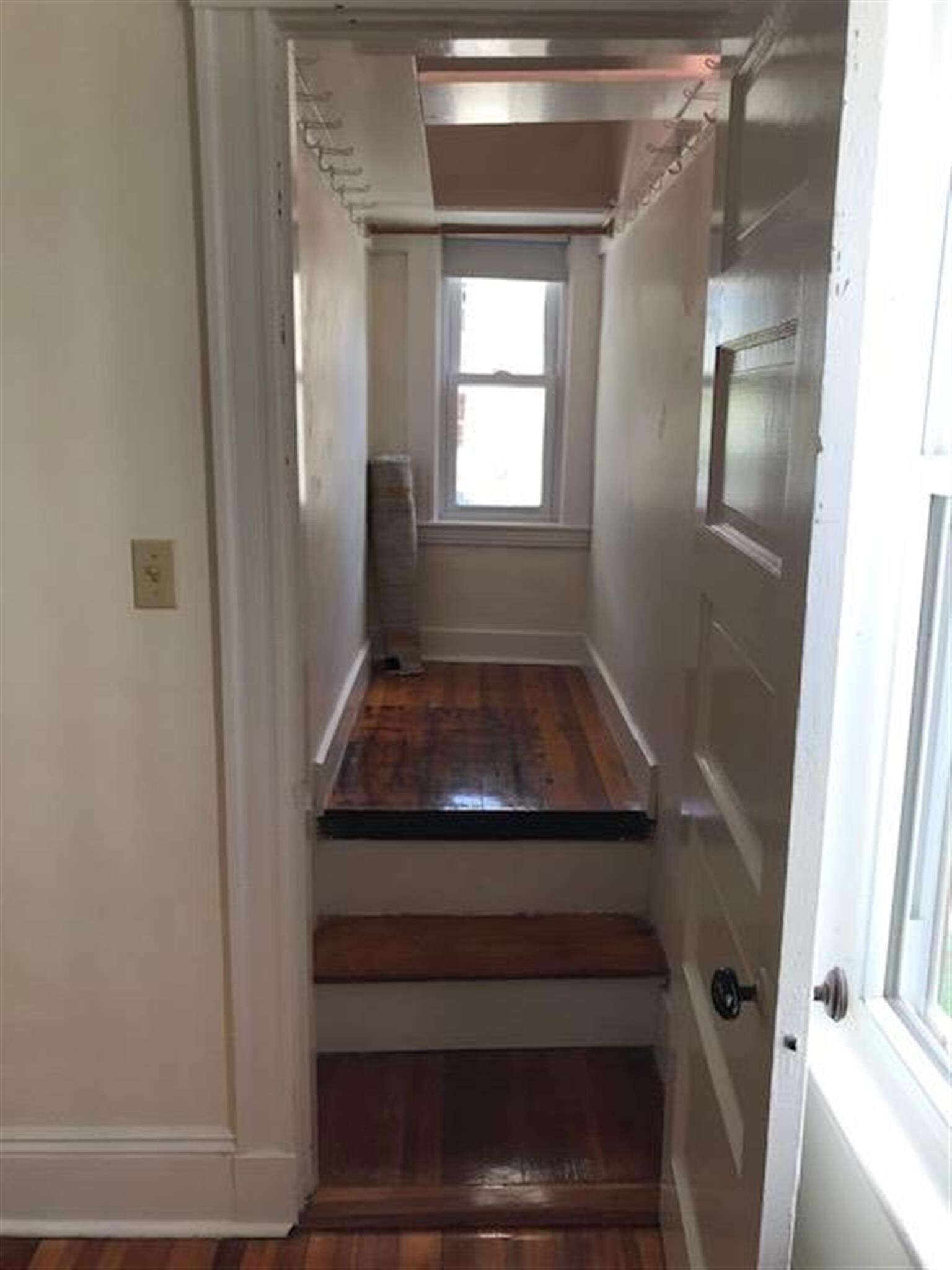 Building Photo - 7 Myrick St