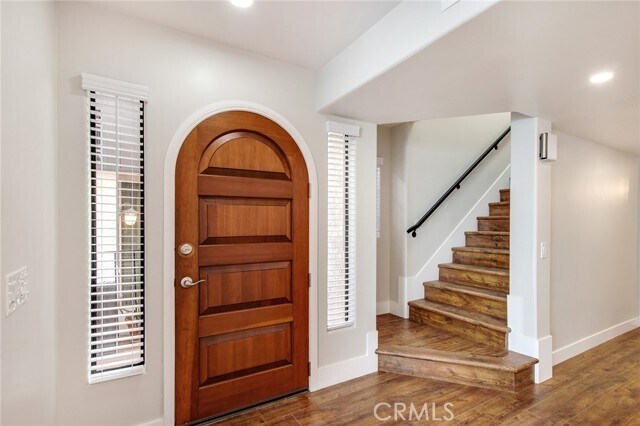 Building Photo - 925 Quivera St