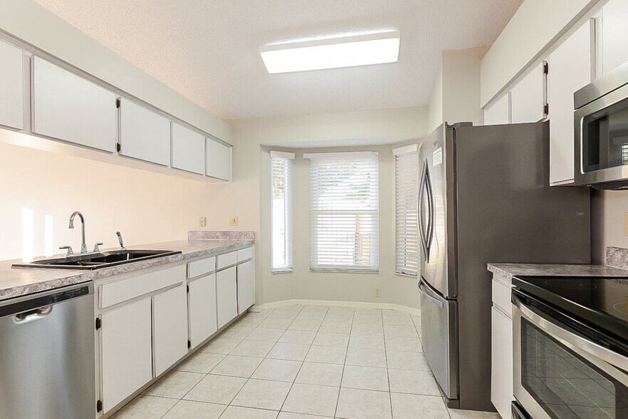 Building Photo - 13610 Colorado Pl