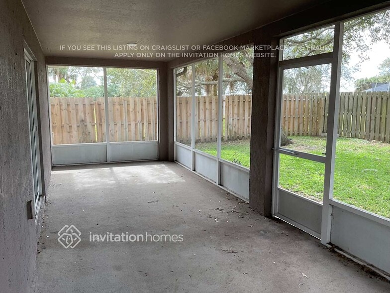 Building Photo - 1808 Maeve Cir