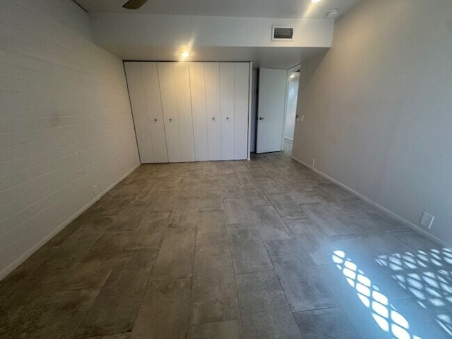 Building Photo - 4225 N 36th St